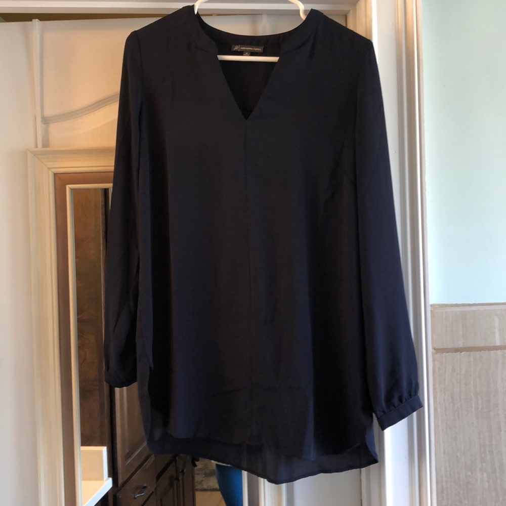 Long sleeve light blouse